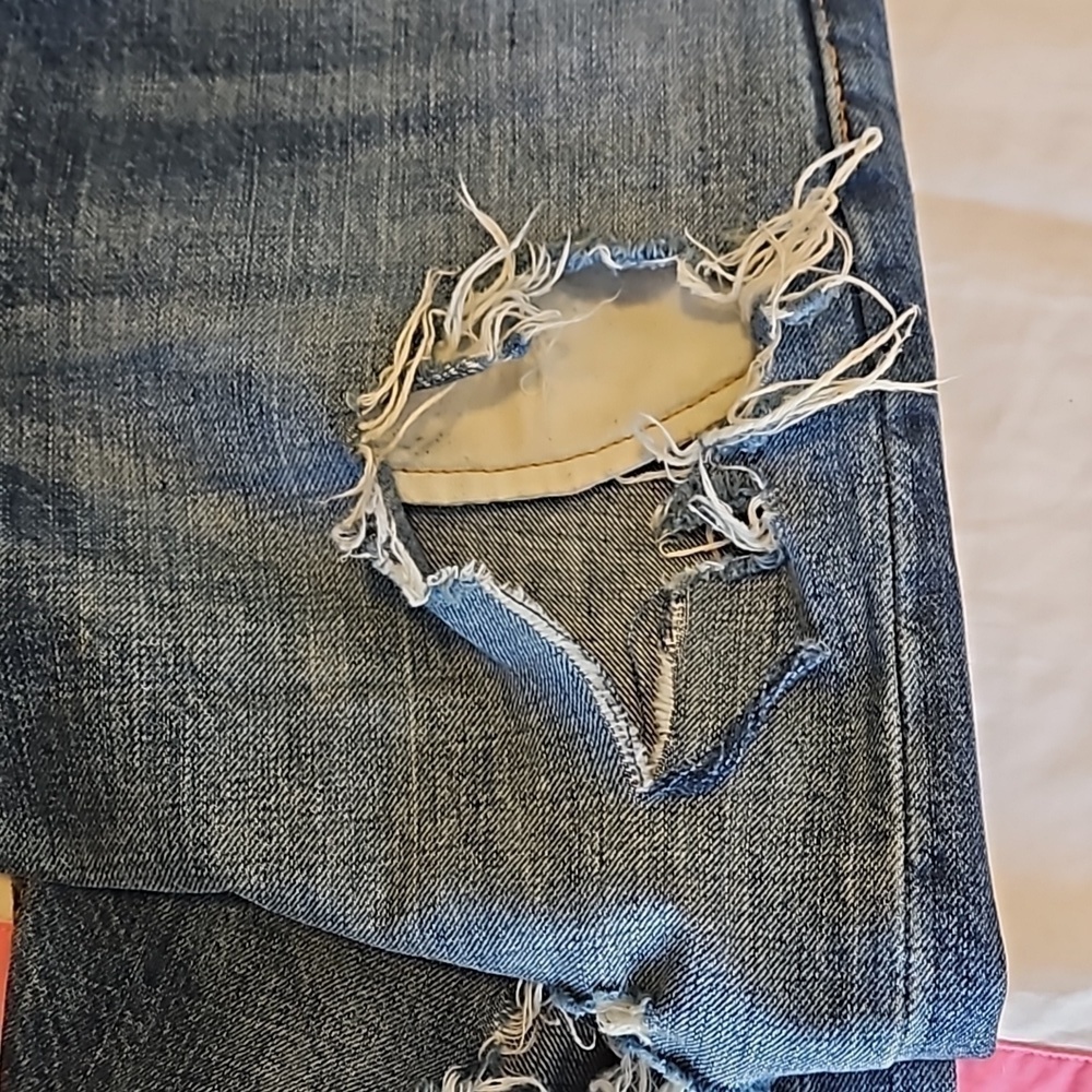 Men's Levi's 522 Distressed Jean's Size 33×30 - Picture 5 of 10